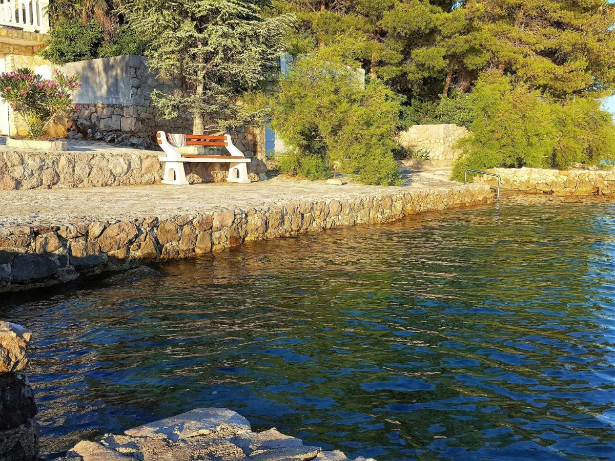 Apartments Merion Starigrad Paklenica Exterior photo