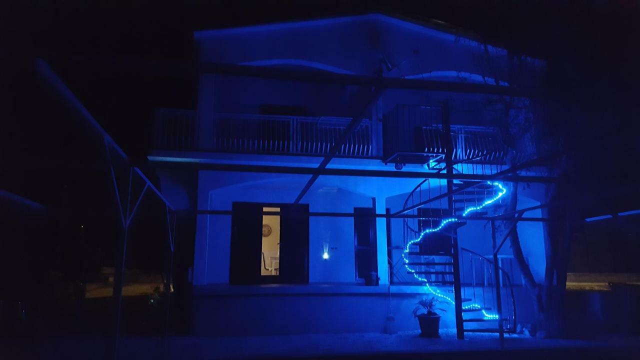 Apartments Merion Starigrad Paklenica Exterior photo